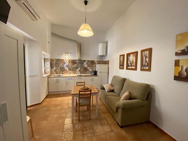Hostal El ARCO managed Airbnb listing 3