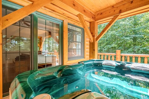 Secluded Cabin, Hot Tub, Dogs, Fiber Optic