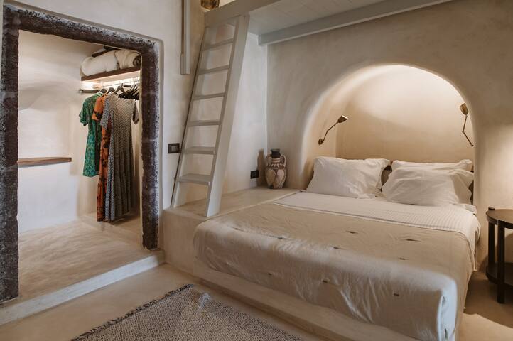 Loukia House gallery image 3