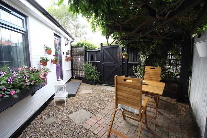 Cosy Annex in Manningtree Mistley Essex - Bungalows for Rent in Mistley