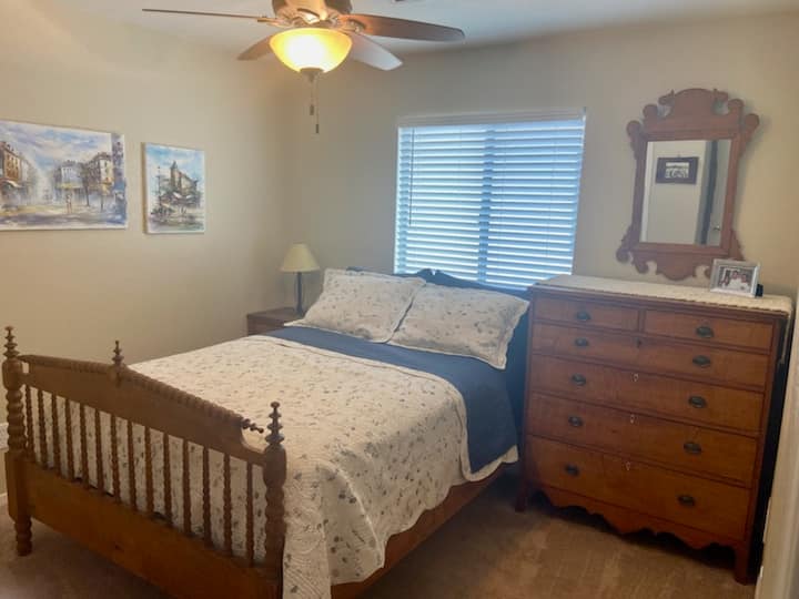 Dormitorio 2, cama completa.