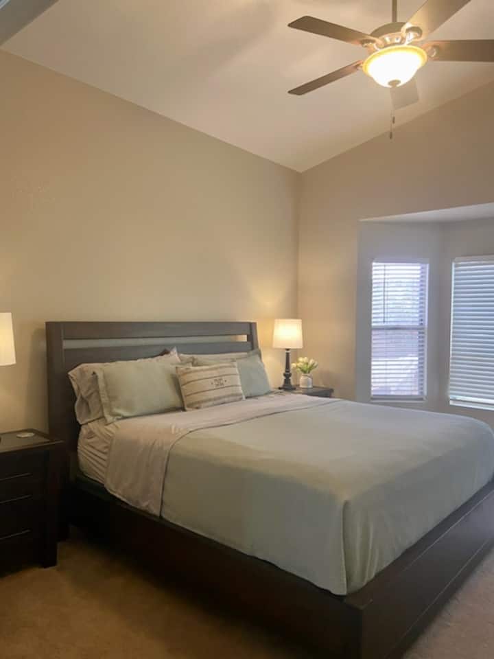 Dormitorio principal, cama tamaño king