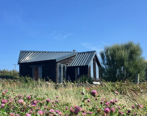 Successful Airbnb property: Cornish Cabin in St. Just