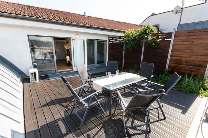 Wenceslas Square Loft G 3BR, terrace (Old Town)