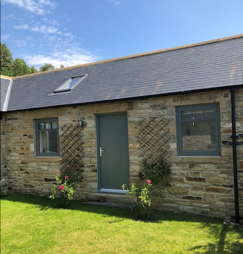 Gardener's Cottage with Stunning Views