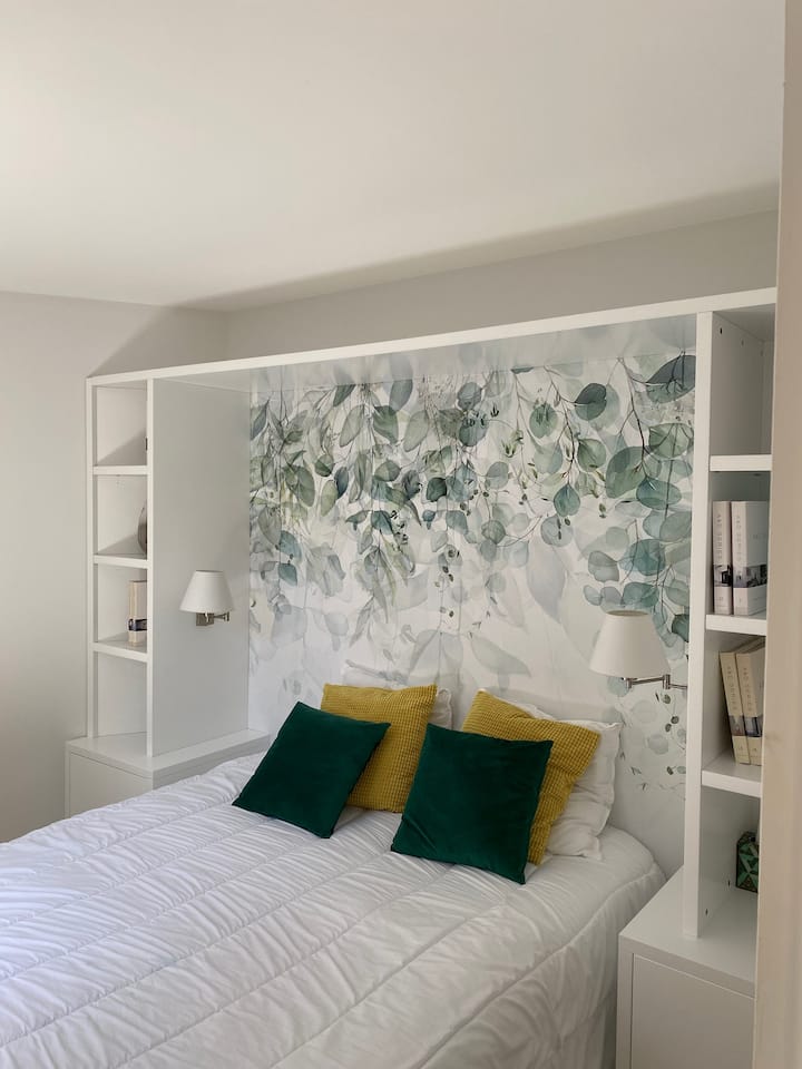 Dhomë gjumi me krevat 160 cm x 200 cm