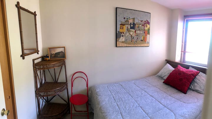 غرفة نوم ثالثة ، للزوجين