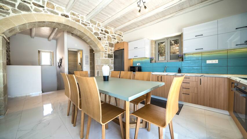 Luxury Villa Ariti, private pool, Sea view, BBQ gallery image 3