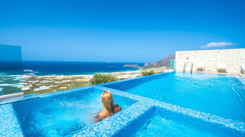 4km Falasarna *Jacuzzi*Walk Taverna & Mini Market gallery image 3