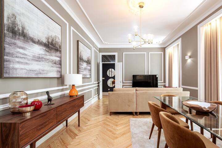 RC 161- Amazing City Center Apartment gallery image 2