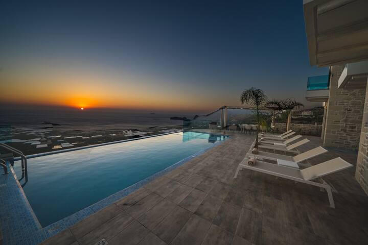 New Lux Villa-3 Infinity pool-3 Jacuzzi- 23 sleeps gallery image 2