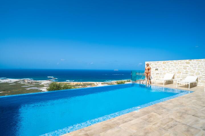 New Lux Villa-3 Infinity pool-3 Jacuzzi- 23 sleeps gallery image 3