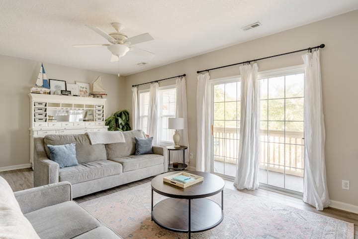Sip 'N Dip Shanty-updated Condo Mins To The Beach - North Myrtle Beach, SC
