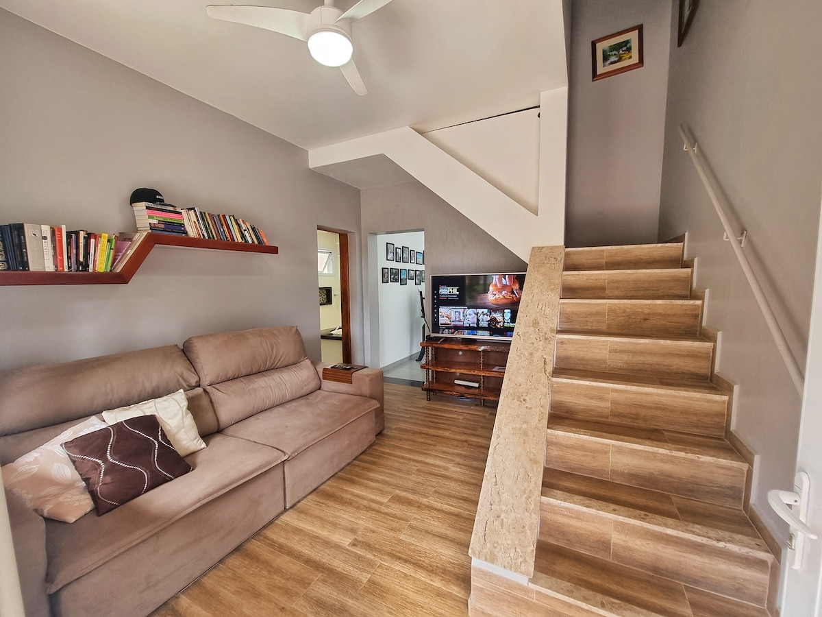 Imóvel de sucesso: Cozy Little House in Centro de Socorro-SP em Socorro