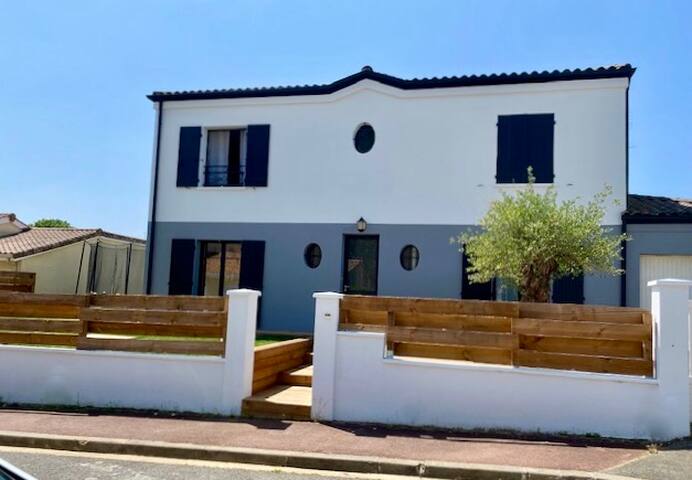 Mérignac centre, maison 150m², 5 chambres, piscine gallery image 2