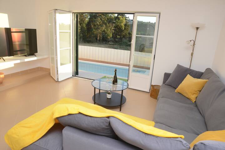 Sesimbra House With Pool Near Beaches - Azeitão