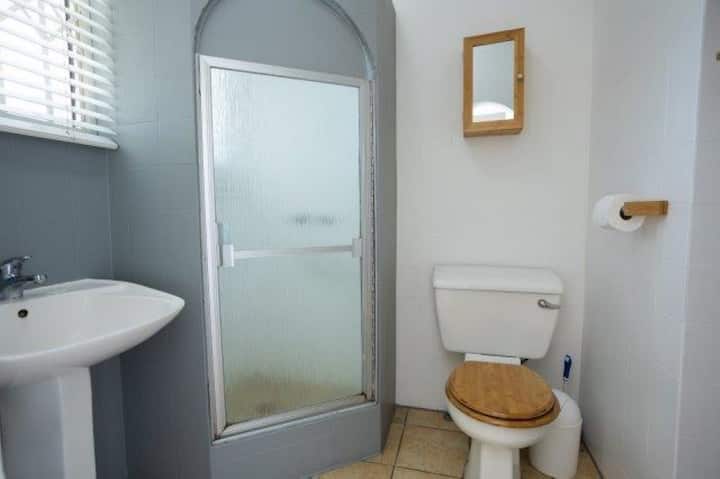 საძინებელი 3