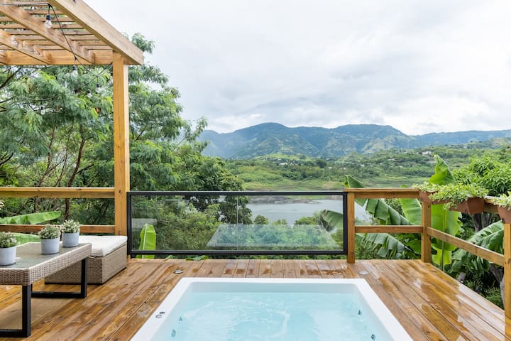 Esto es Vida Properties managed Airbnb listing 2