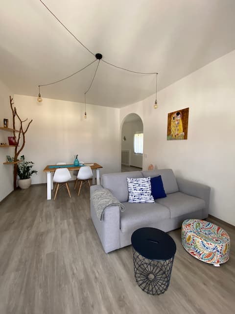 Popular Airbnb listing: Casa Stefy relax in the countryside, a stone's throw from the lake in Malcesine