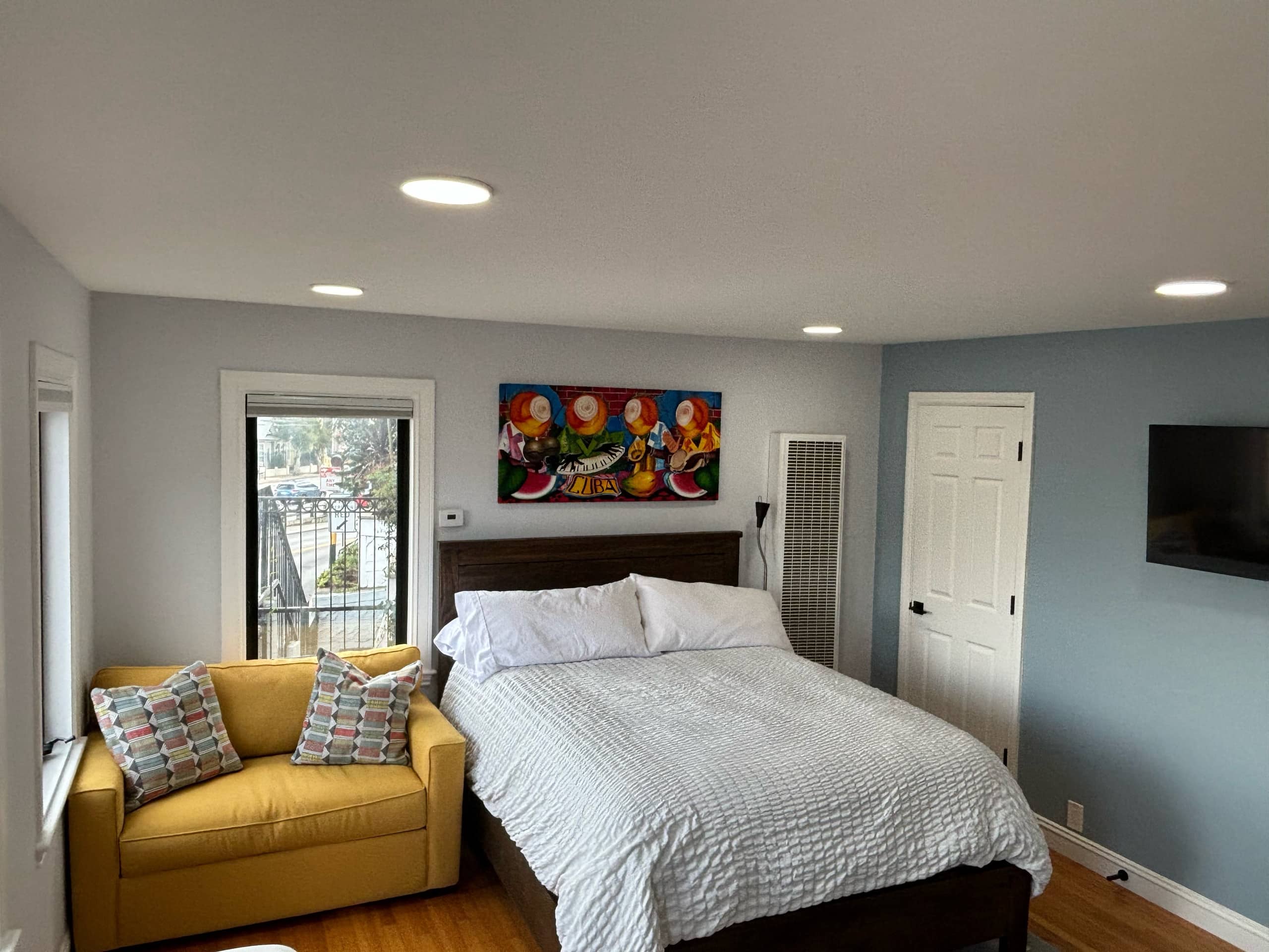 Home in San Francisco · ★4.92 · 1 bedroom · 3 beds · 1 bath - Image 19