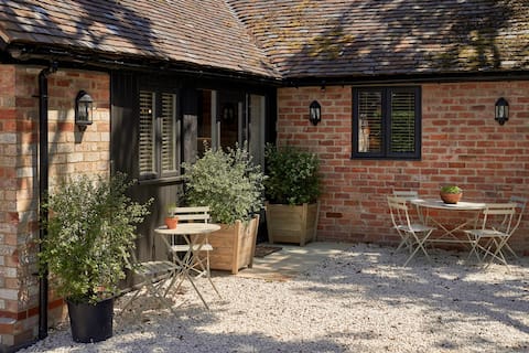 Cotswolds Self Catering cottage, Nth Cotswolds