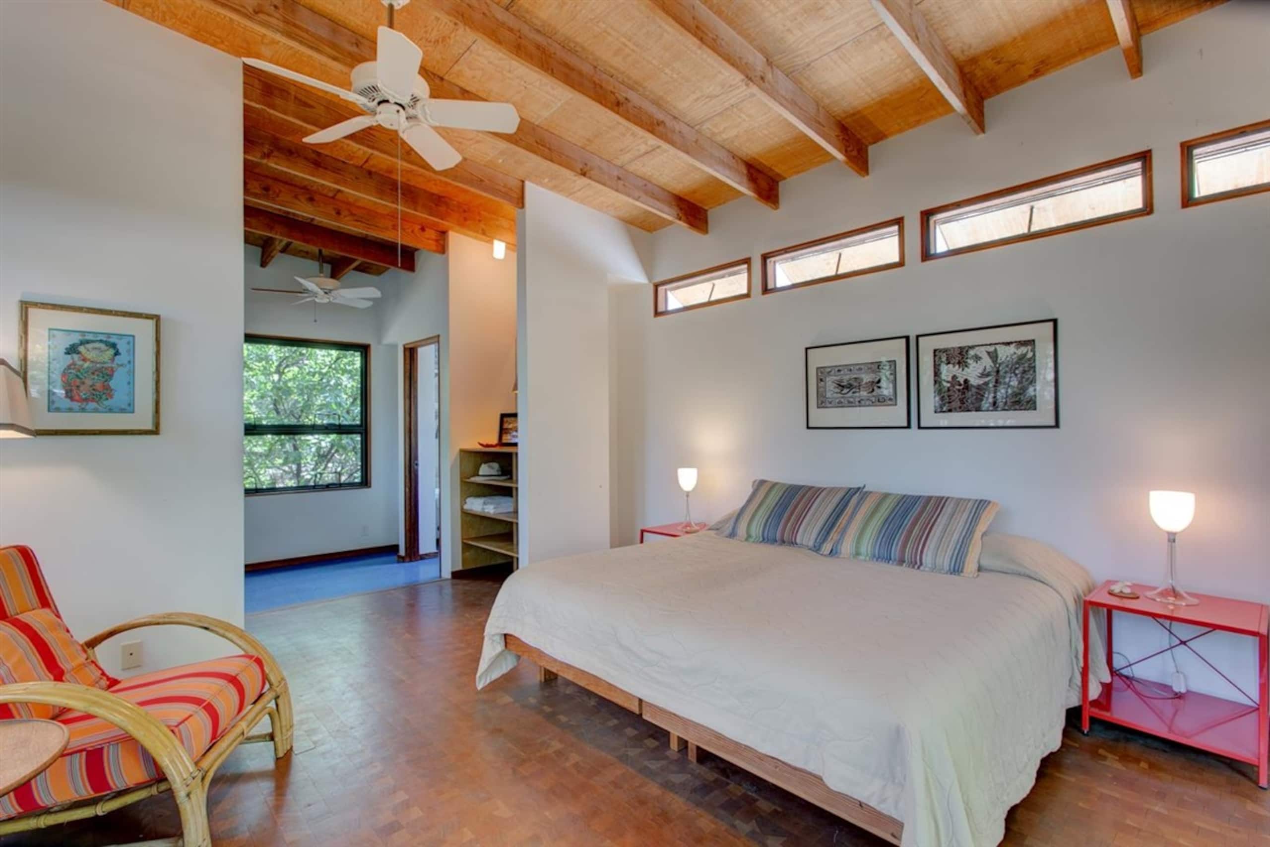 Home in Waimea · ★4.9 · 5 bedrooms · 7 beds · 3.5 baths - Image 18