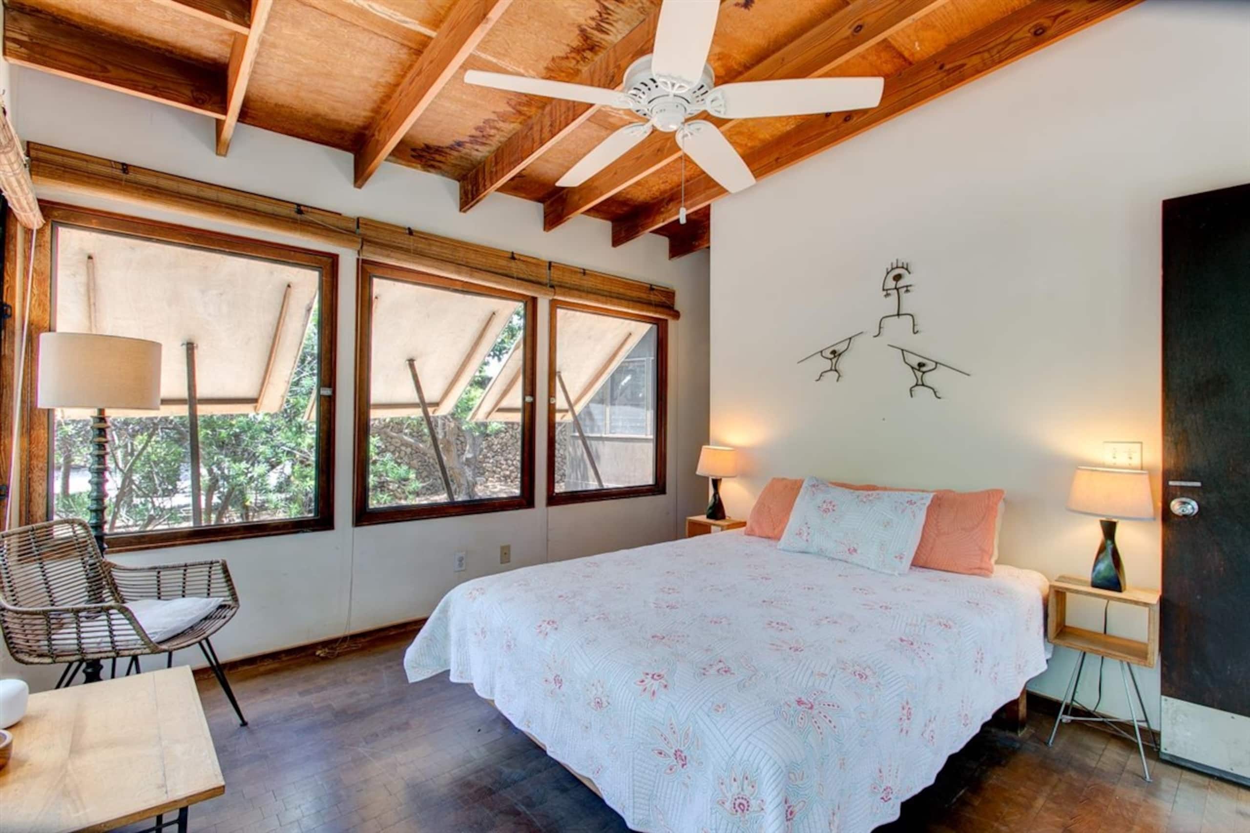 Home in Waimea · ★4.9 · 5 bedrooms · 7 beds · 3.5 baths - Image 14