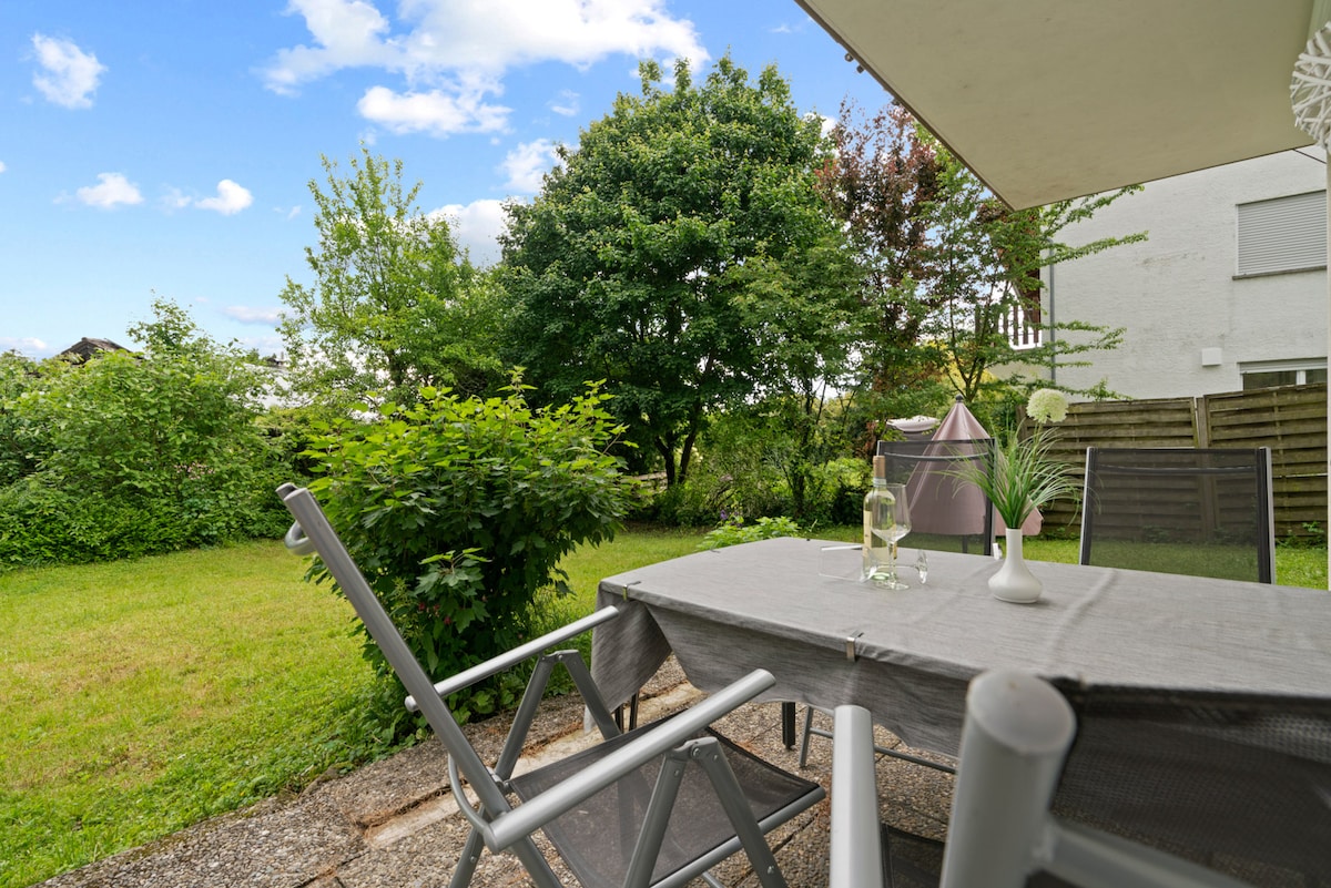 Annuncio Airbnb popolare: TTP 13 Garden oasis at the Immenstaad water tower a Immenstaad Am Bodensee