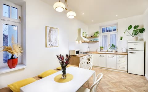 Bonton Apartments - No. 1