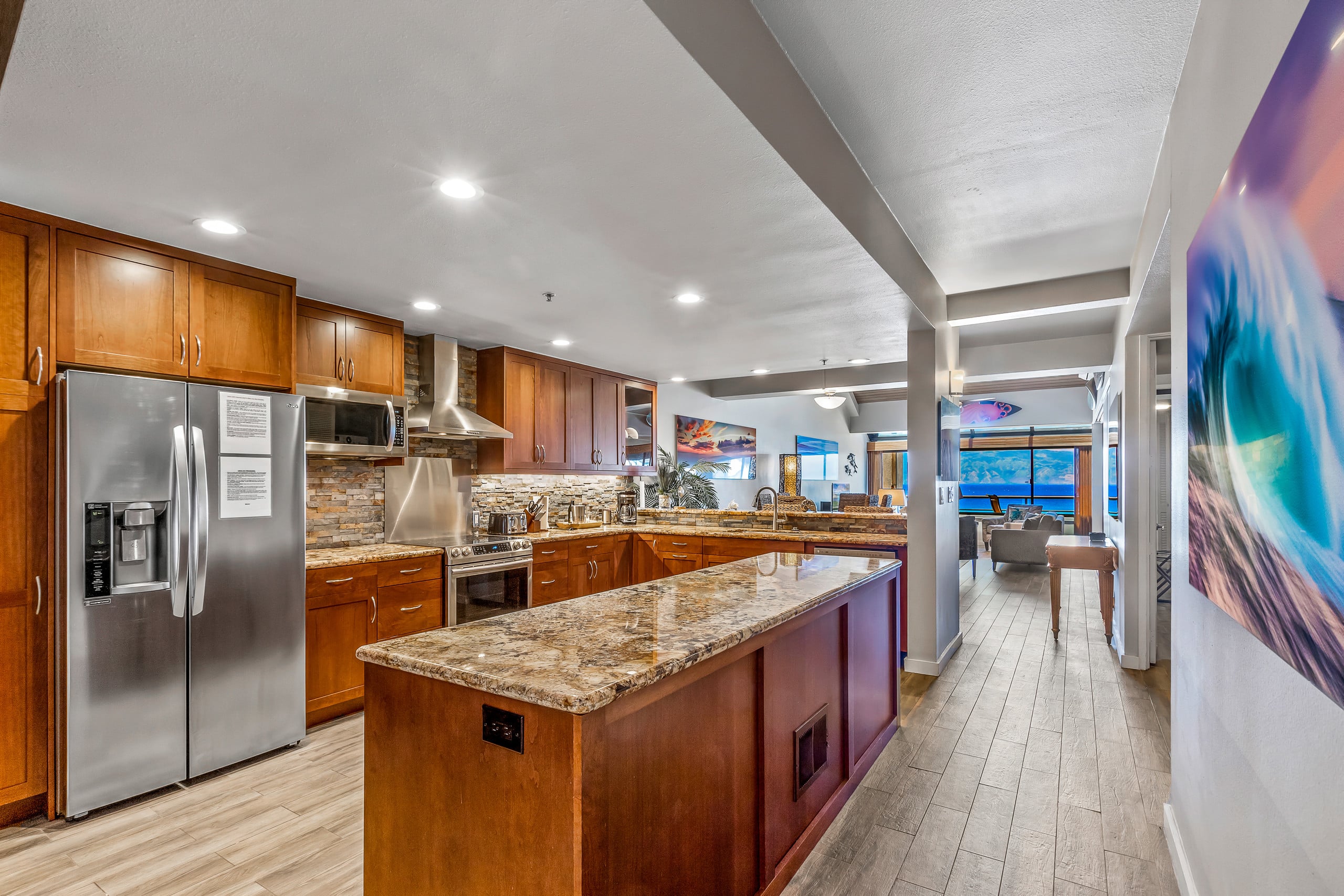 Condo in Lahaina · ★4.82 · 3 bedrooms · 8 beds · 3 private baths - Image 10