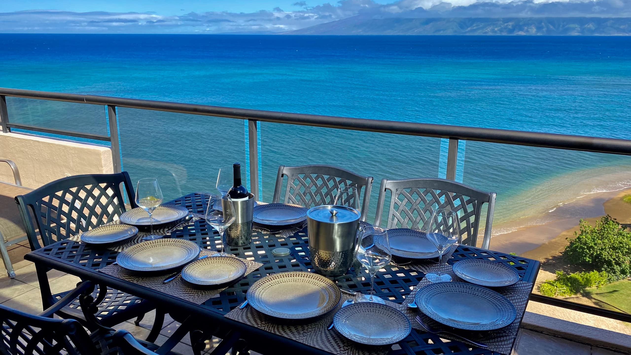 Condo in Lahaina · ★4.82 · 3 bedrooms · 8 beds · 3 private baths - Image 1