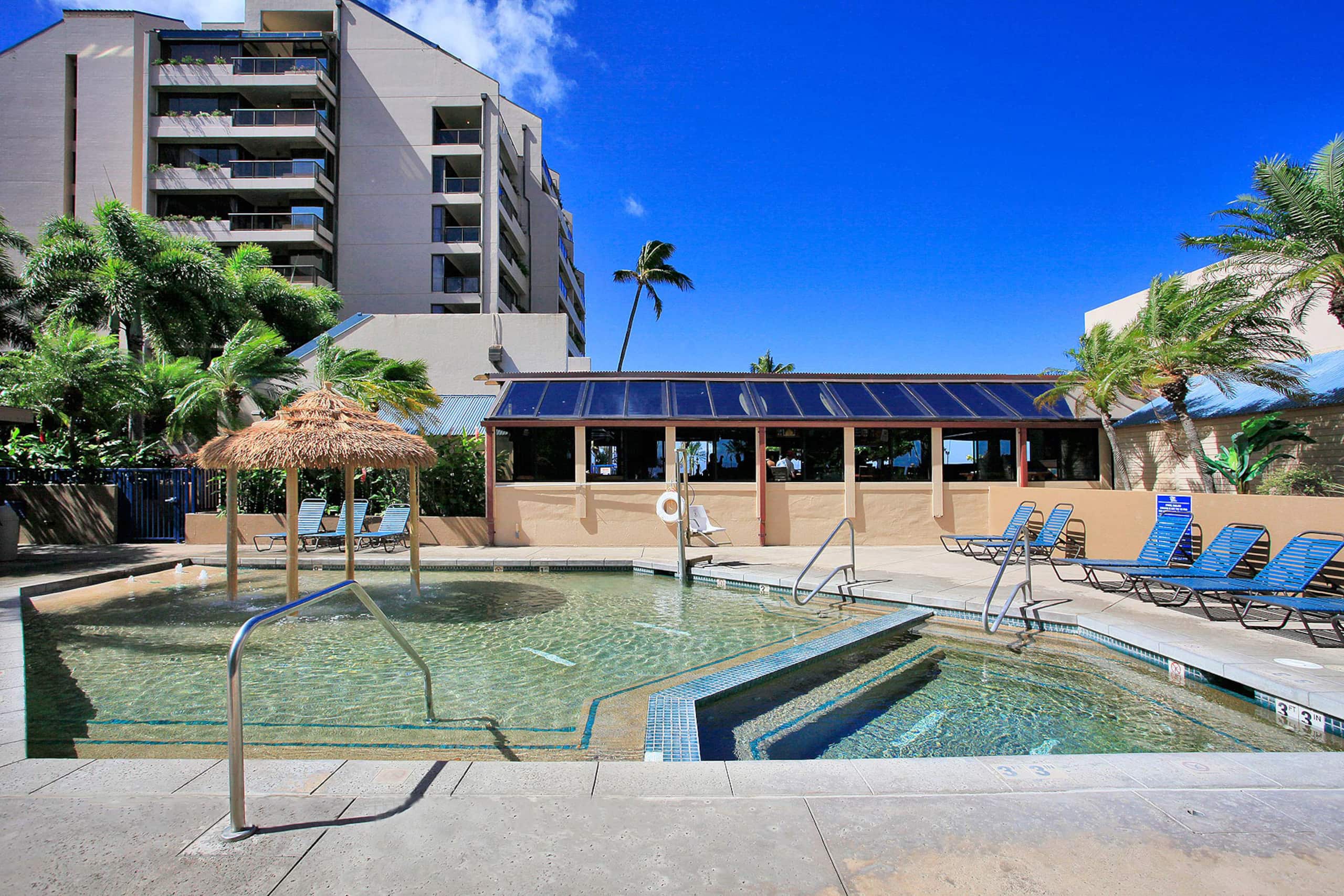 Condo in Lahaina · ★4.82 · 3 bedrooms · 8 beds · 3 private baths - Image 31