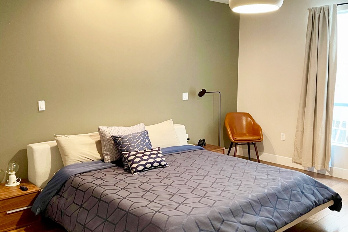 ห้องนอนใหญ่