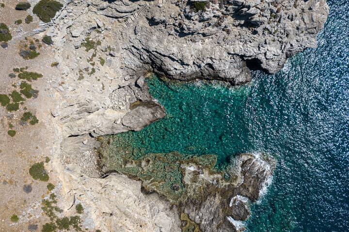 Luxe Coastal Escape with Sea Views – Kumo Villa I gallery image 5