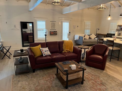 Successful Airbnb property: Memory Maker, Top of GA Cottage in Mc Caysville