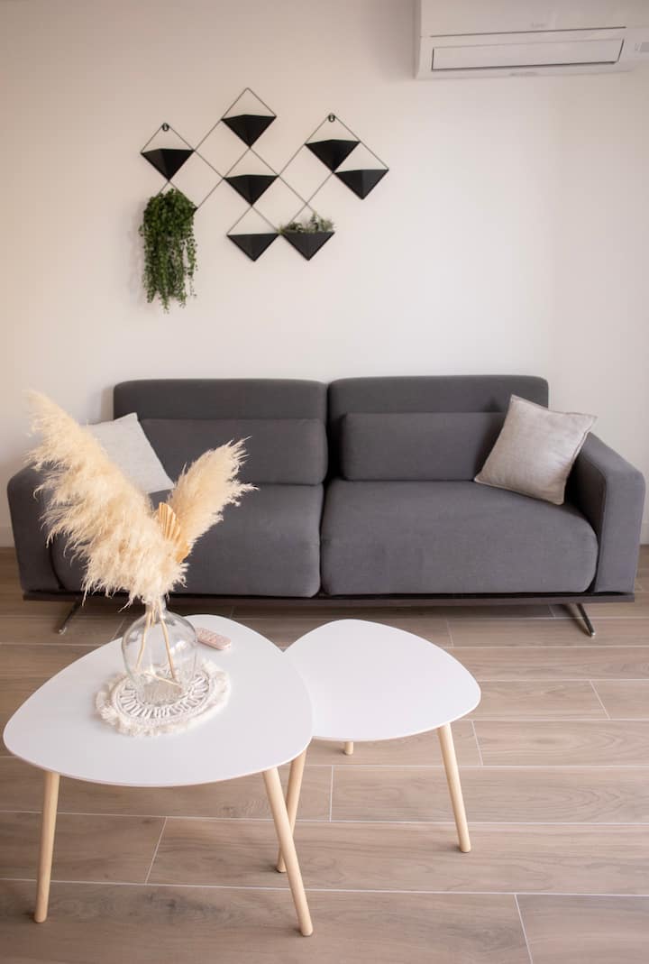 Logement Neuf Et Cosy. - Vence
