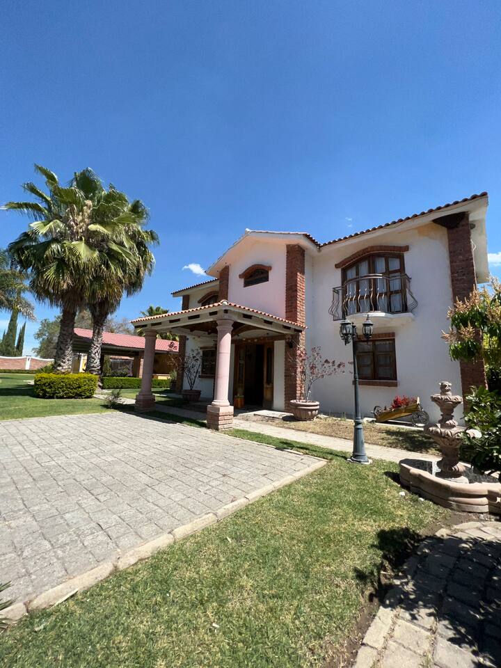 Quinta Los Abuelos Apartments for Rent in Monterrey, Nuevo León