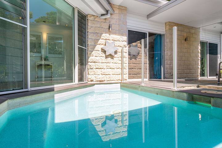 Our Happy Place, Byron Bay – Pool & Hot Tub