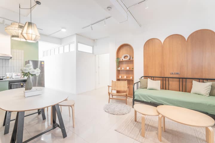 Evergreen Apartment By Beginning With, 3br In Heart Of Nimman - 清邁府