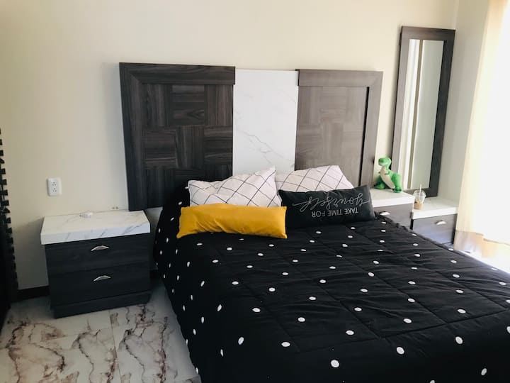 Nice room with bathroom, comfortable and private Houses for Rent in