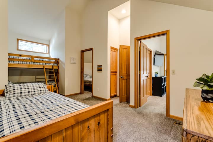 Bonus Room w/ Bunk Beds, Twin, & Trundle