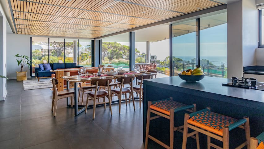 Spectacular Modern Villa with Magnificent Views