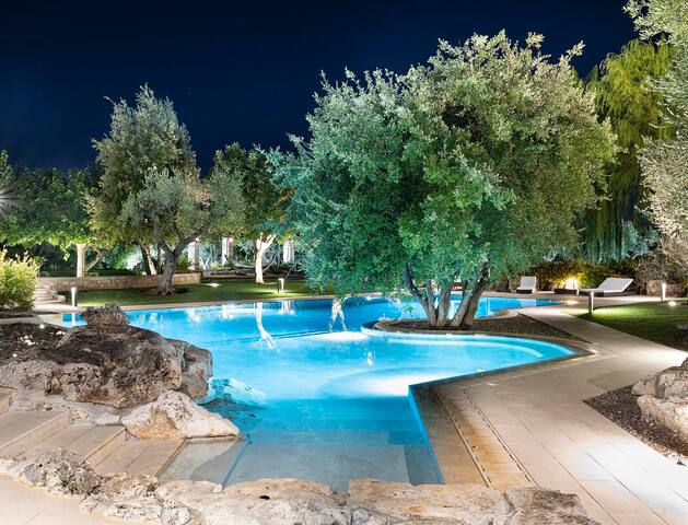 “Trullo Sole” Luxury Wellness area & swimming pool gallery image 5