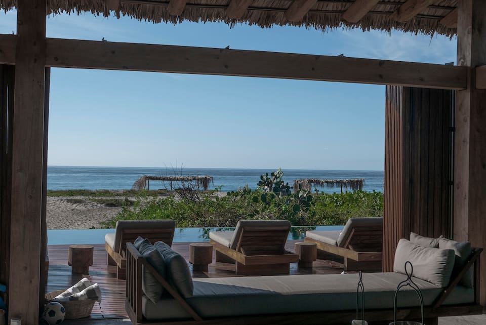 Bacana Casa, a beach compound on the Oaxaca coast, Puerto Escondido, Oaxaca, Mexico, photo 9 of 10