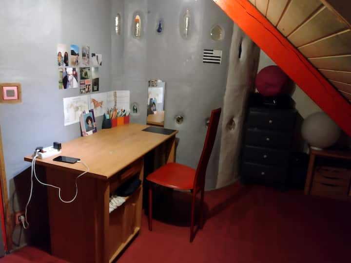 Dhoma e gjumit 2 (kati i parë)