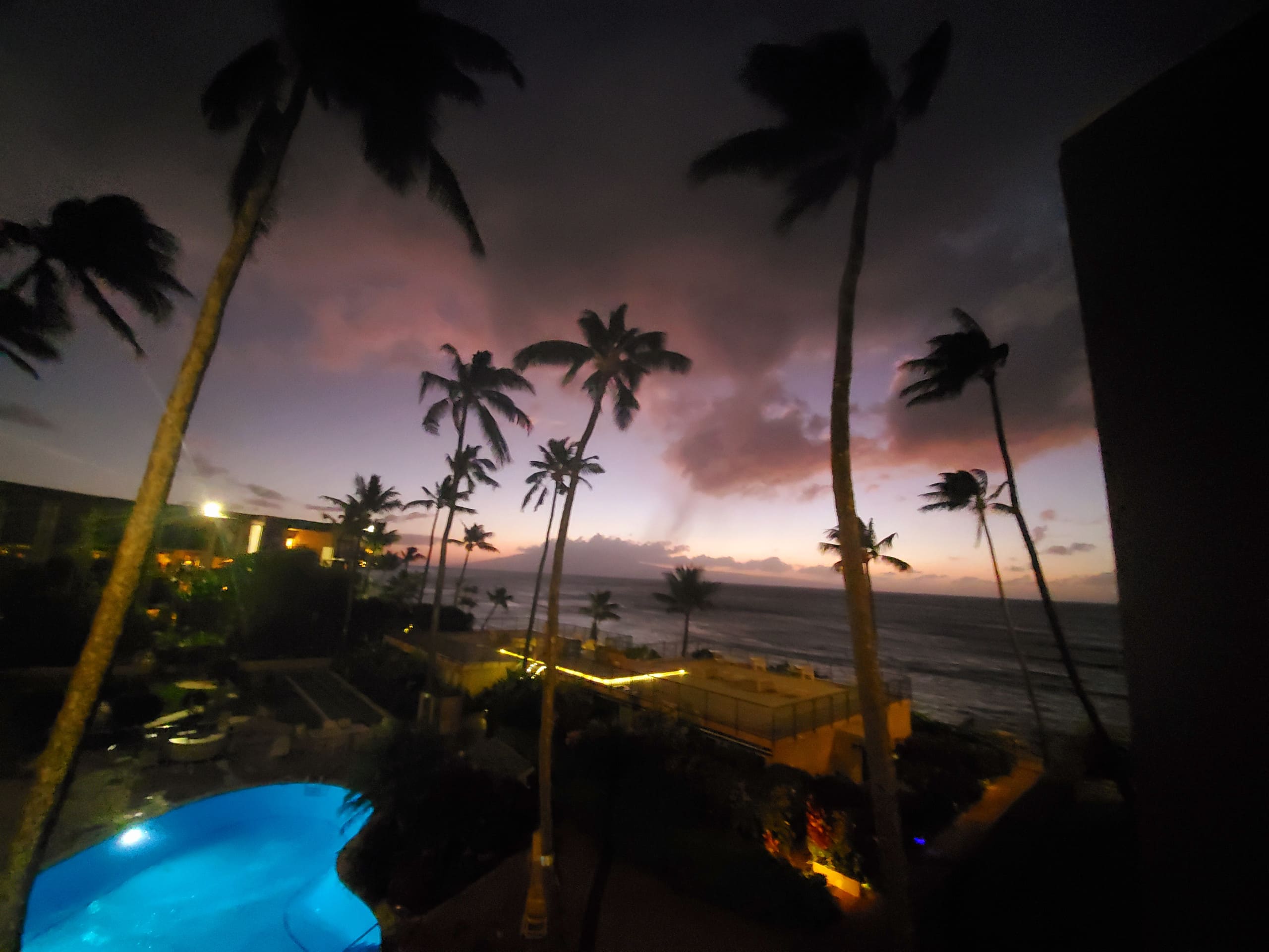 Condo in Lahaina · ★4.96 · 1 bedroom · 2 beds · 1 private bath - Image 54