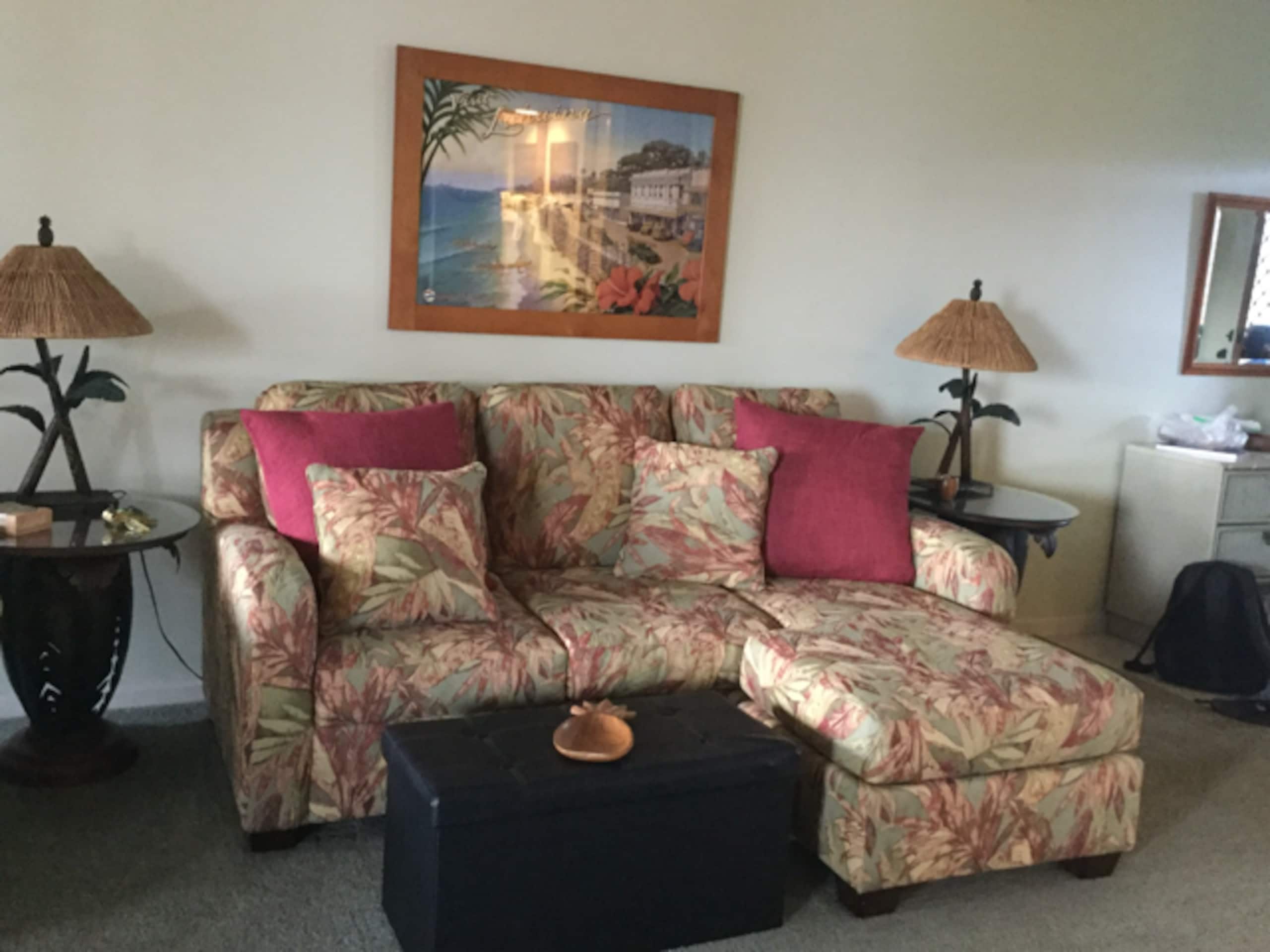 Condo in Lahaina · ★4.96 · 1 bedroom · 2 beds · 1 private bath - Image 2