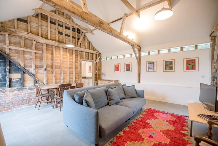 The Cartlodge, Hasketon , Recently Converted Barn - Suffolk