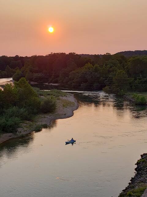 Brookstone on Current River - No Cleaning Fee