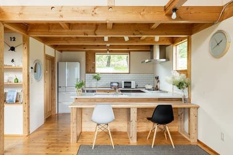 [30 minutes to Hakuba] Kurobe/Kamikochi Base | Spacious 4LDK Private Rental | BBQ in the Courtyard